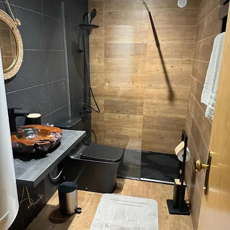 Mountain T3 Duplex Abrigo Do Lobo アパート Penhas da Saúde