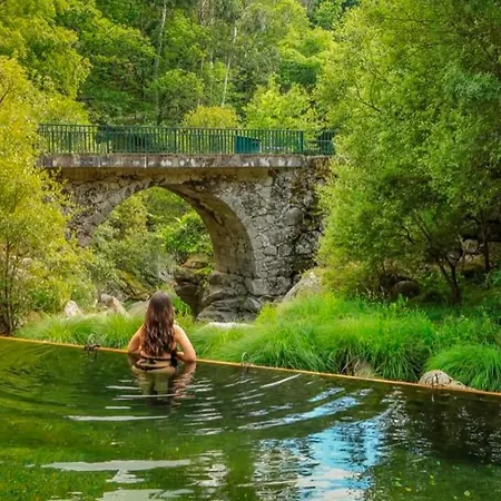 Mountain T3 Duplex Abrigo Do Lobo Penhas da Saúde