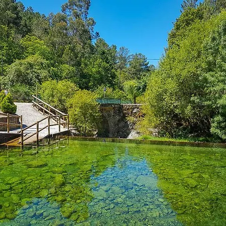 Mountain T3 Duplex Abrigo Do Lobo