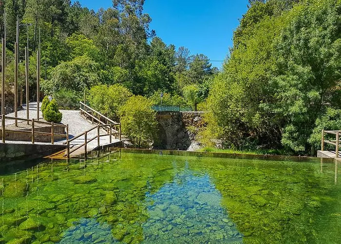 Mountain T3 Duplex Abrigo Do Lobo